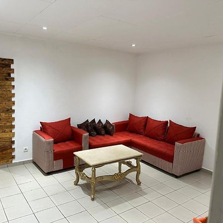 Iris Room Libreville Eksteriør billede