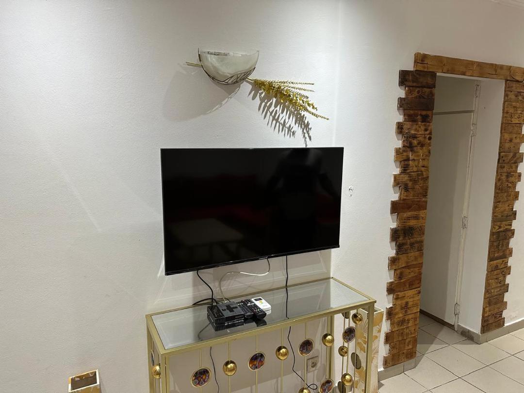 Iris Room Libreville Eksteriør billede